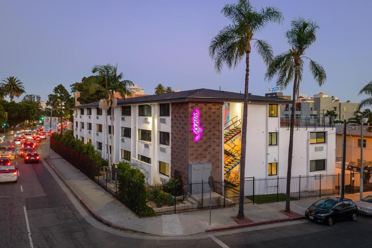 Fenix Hollywood Aparthotel *